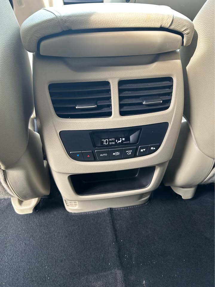 2016 Acura MDX photo 8