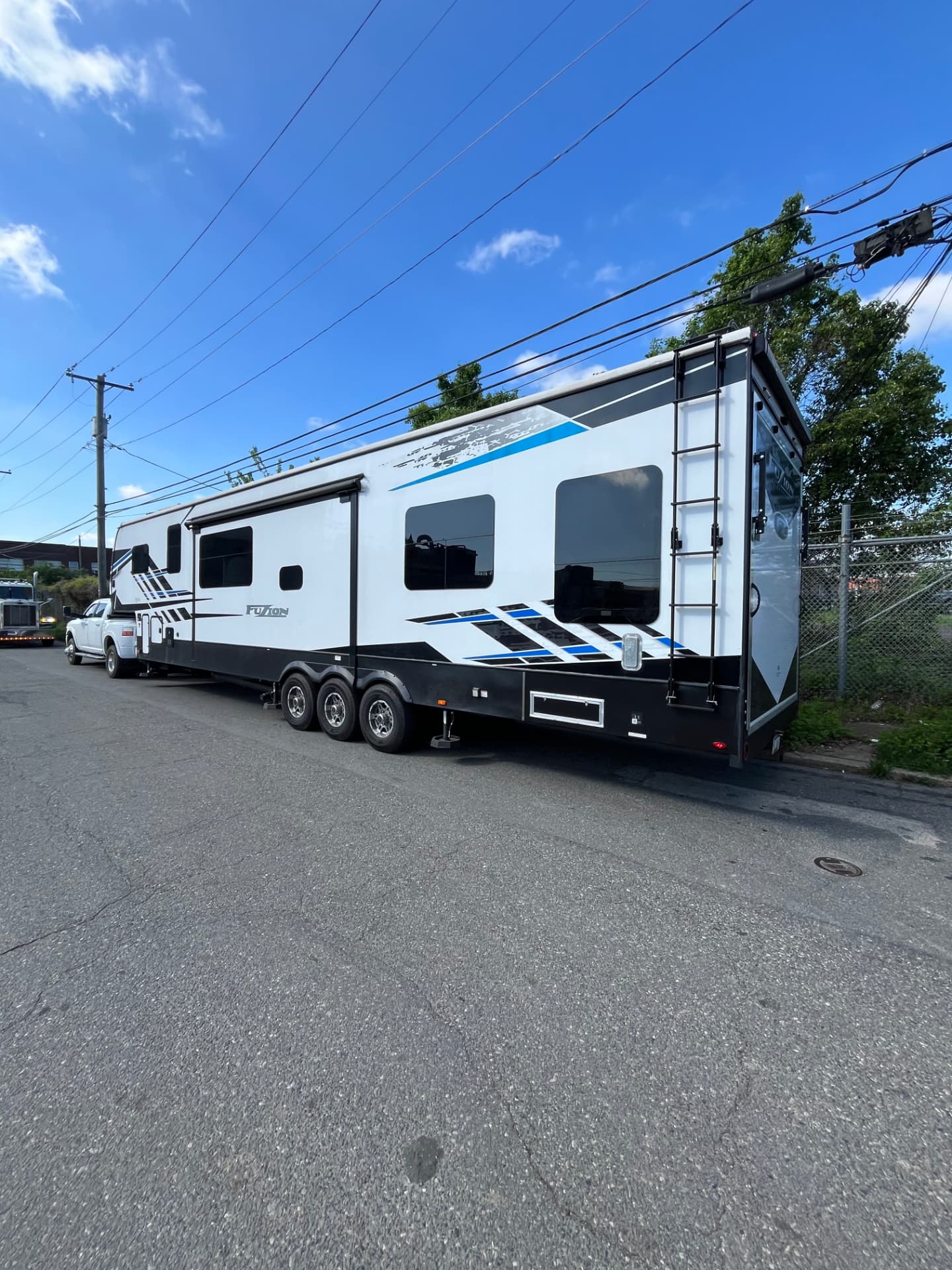 RV's repair work photo 3